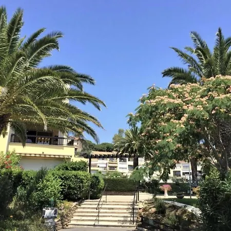 Appt 27m2 - Parking - Wifi - Clim - Piscine