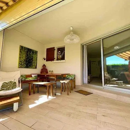 Appt 27m2 - Parking - Wifi - Clim - Piscine Apartment