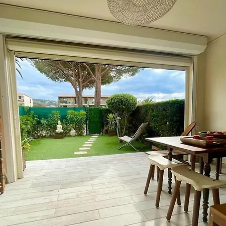 Appt 27m2 - Parking - Wifi - Clim - Piscine Apartment *